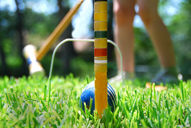 Estoria Green Lawn Game Space